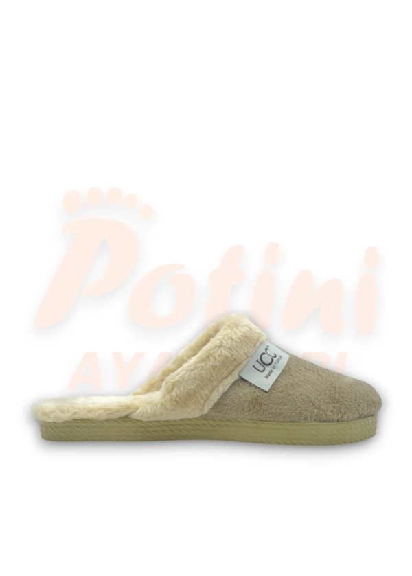 Bej Düz Kışlık Günlük Tüylü Ev Terliği